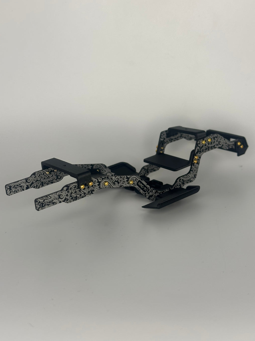 NerdLab Gizmo and Gremlin Paisley Chassis