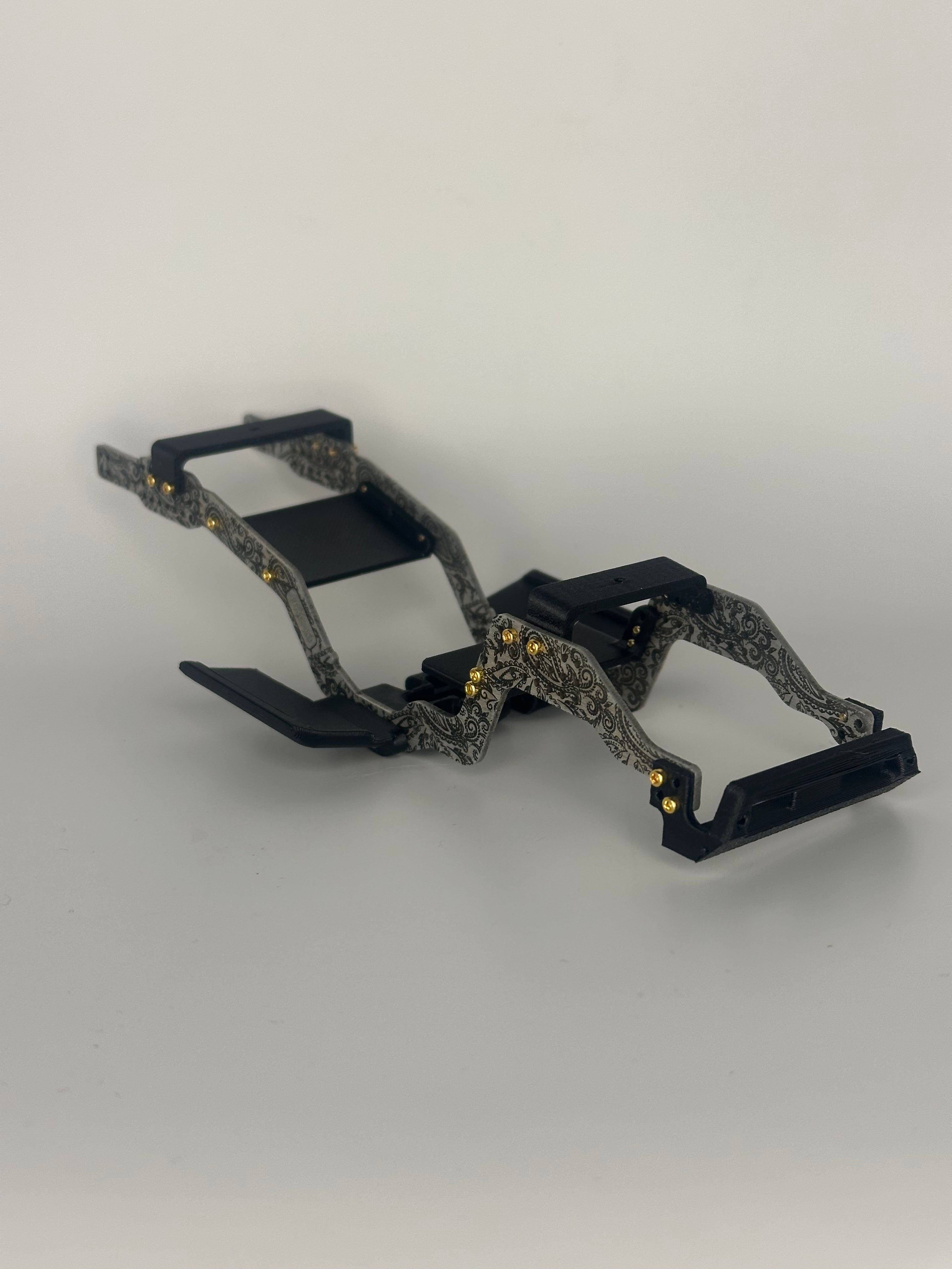 NerdLab Gizmo and Gremlin Paisley Chassis