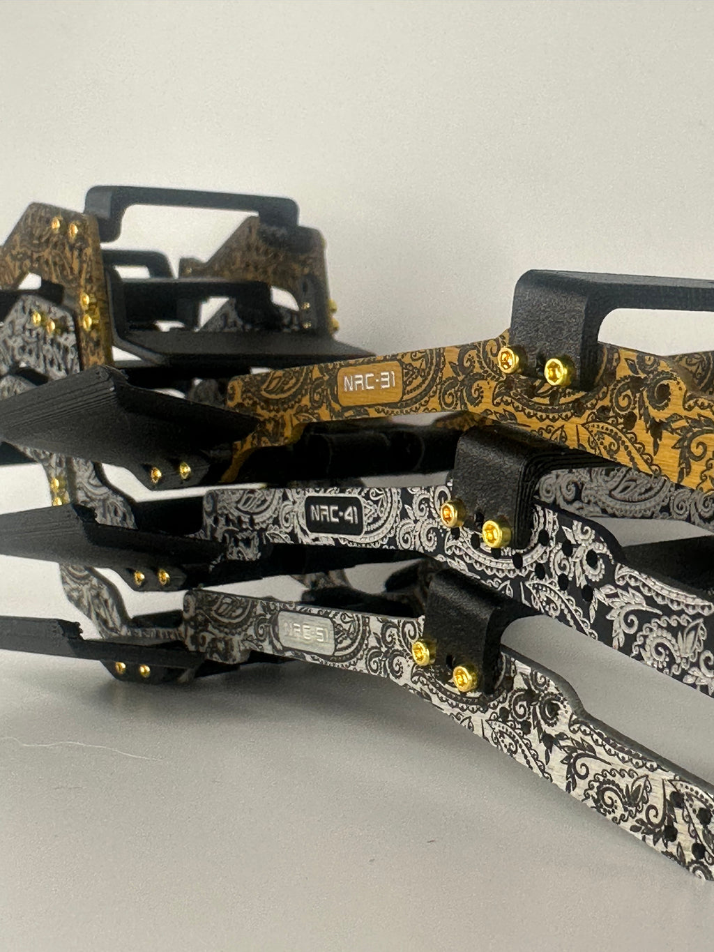 NerdLab Gizmo and Gremlin Paisley Chassis