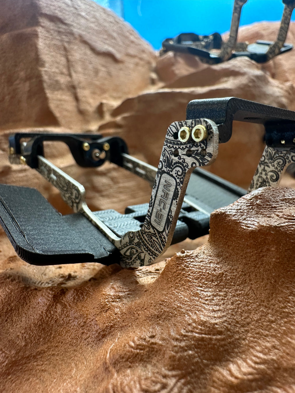 NerdLab Stripe - Paisley Engraved