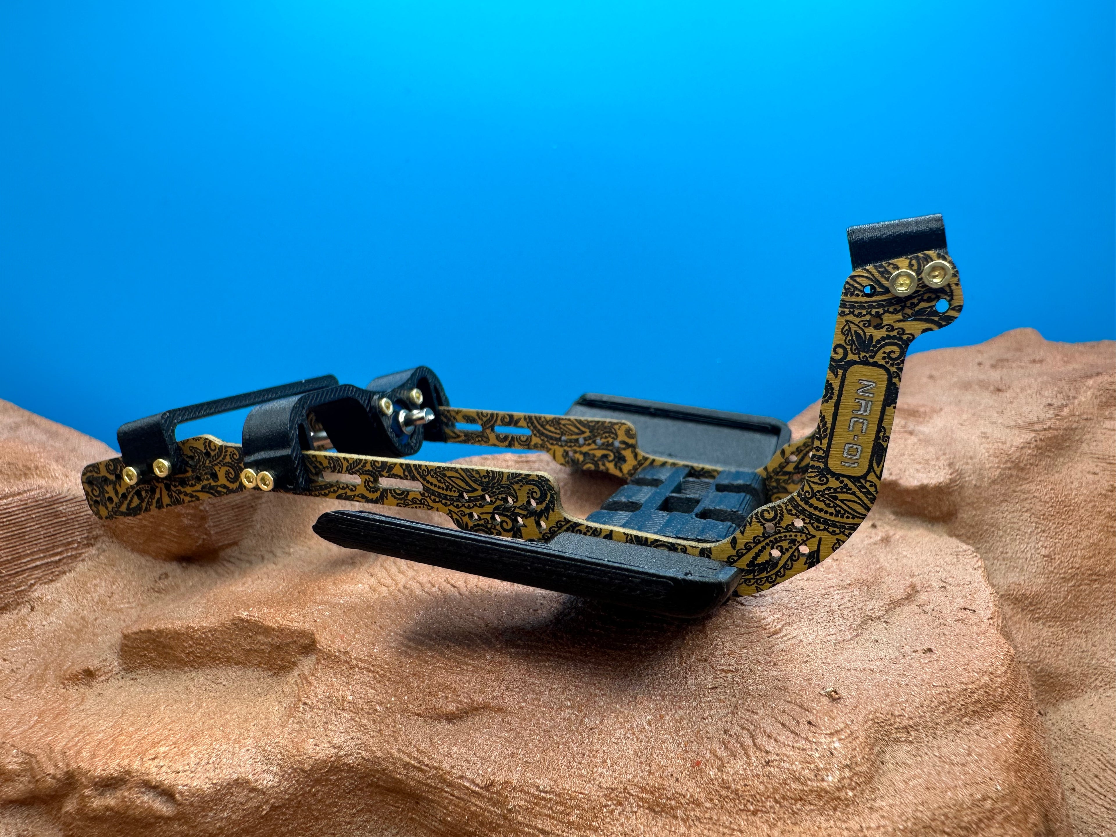 NerdLab Stripe - Paisley Engraved