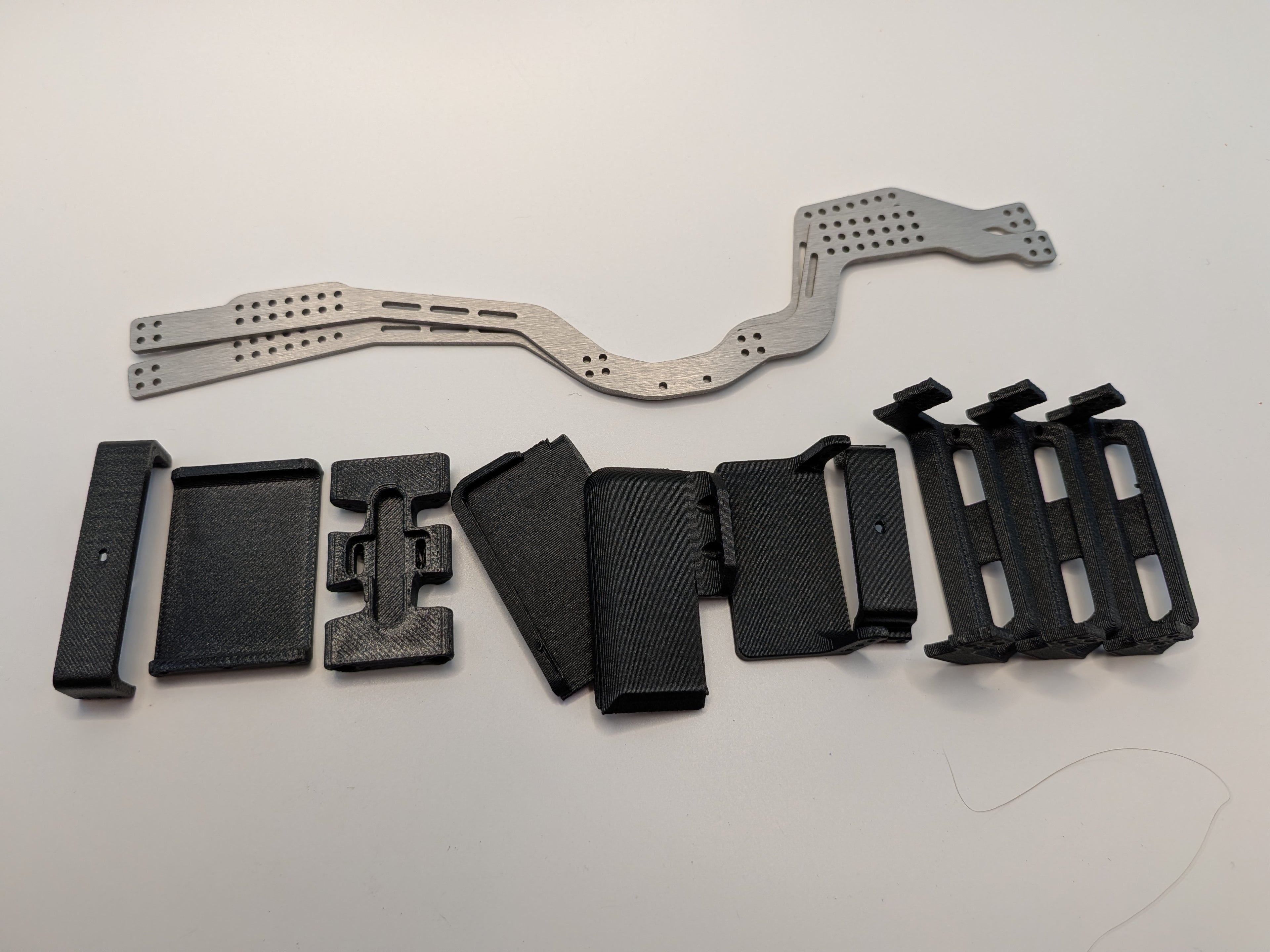 Gizmo Chassis System