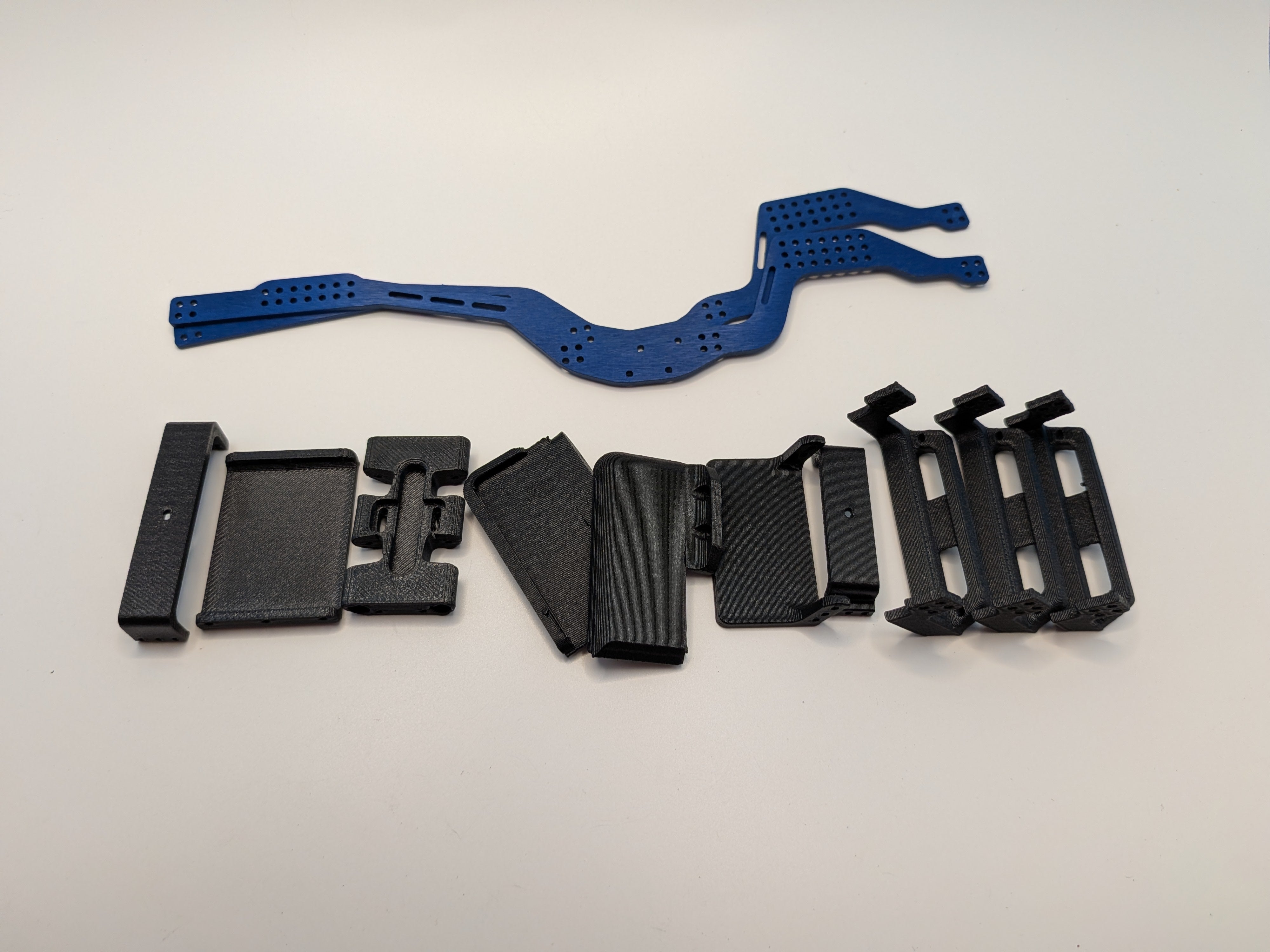 ギズモページ Gizmo Chassis Build Page – NerdRC
